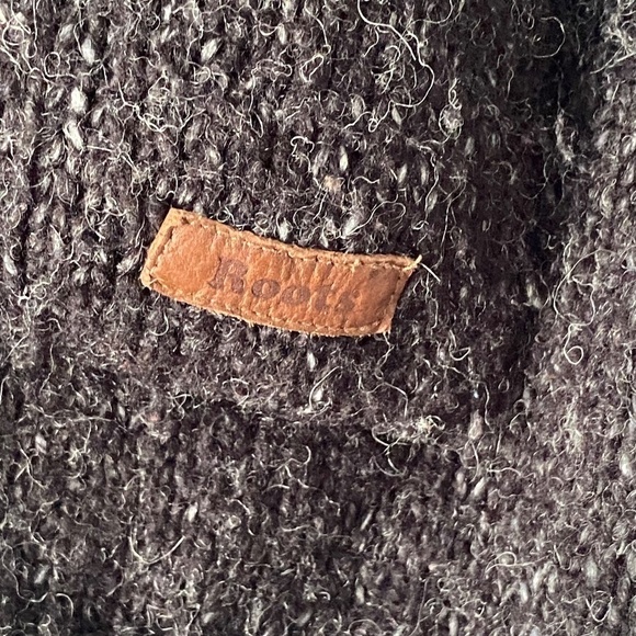 Roots wool blend fair isle style cardigan size S - Picture 10 of 11